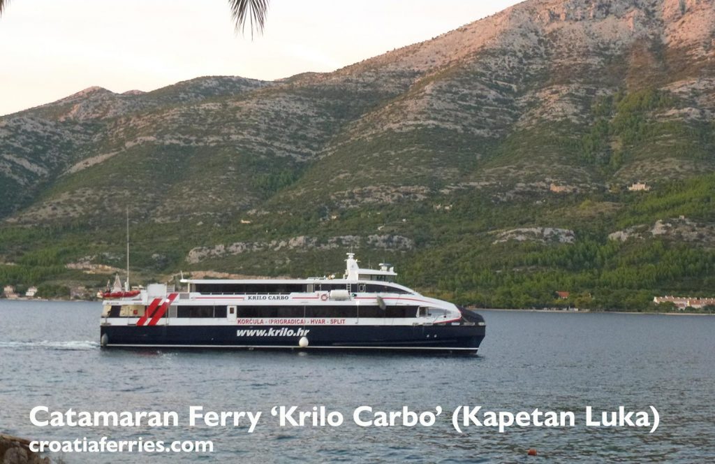 Catamaran Ferry ‘Krilo Carbo’ owned by Krilo-Kapetan Luka approaching the port